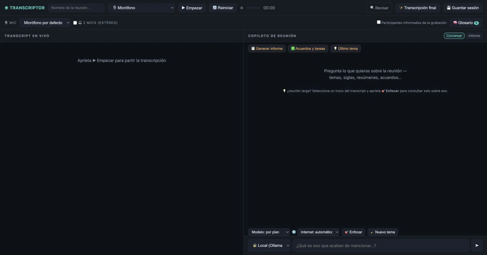 Interfaz real de TRANSCRIPTOR con el transcript en vivo y el copiloto de reunión, antes de comenzar una grabación.